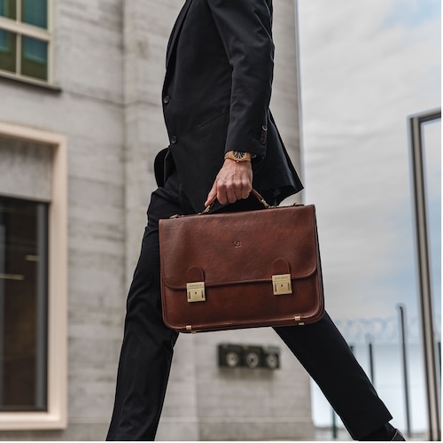 How To Dress Like a Lawyer | Legal Services Link